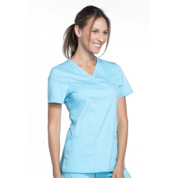 Top Liso Femenino Turquesa Cherokee Revolution – WW610
